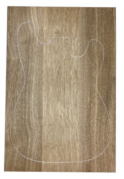 Body Korina opaque finish, 3-pcs. edge-glued