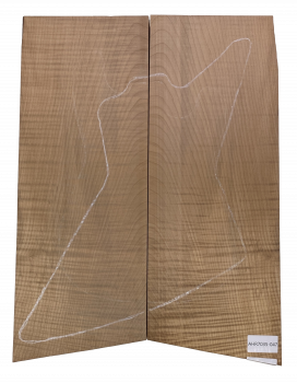 Body Ahorn leicht geriegelt, 2-tlg. bookmatched, Explorer, Caramel, Einzelstück #047
