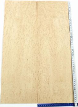 Veneer for Bodies Bird's Eye Maple AA, bookmatched, 2 pcs. 560x180x0.6mm