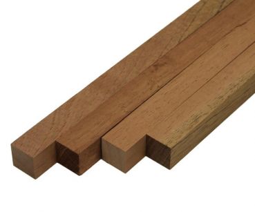 Boards Cedro rough sawn 26 x 26 x 400- 1000mm