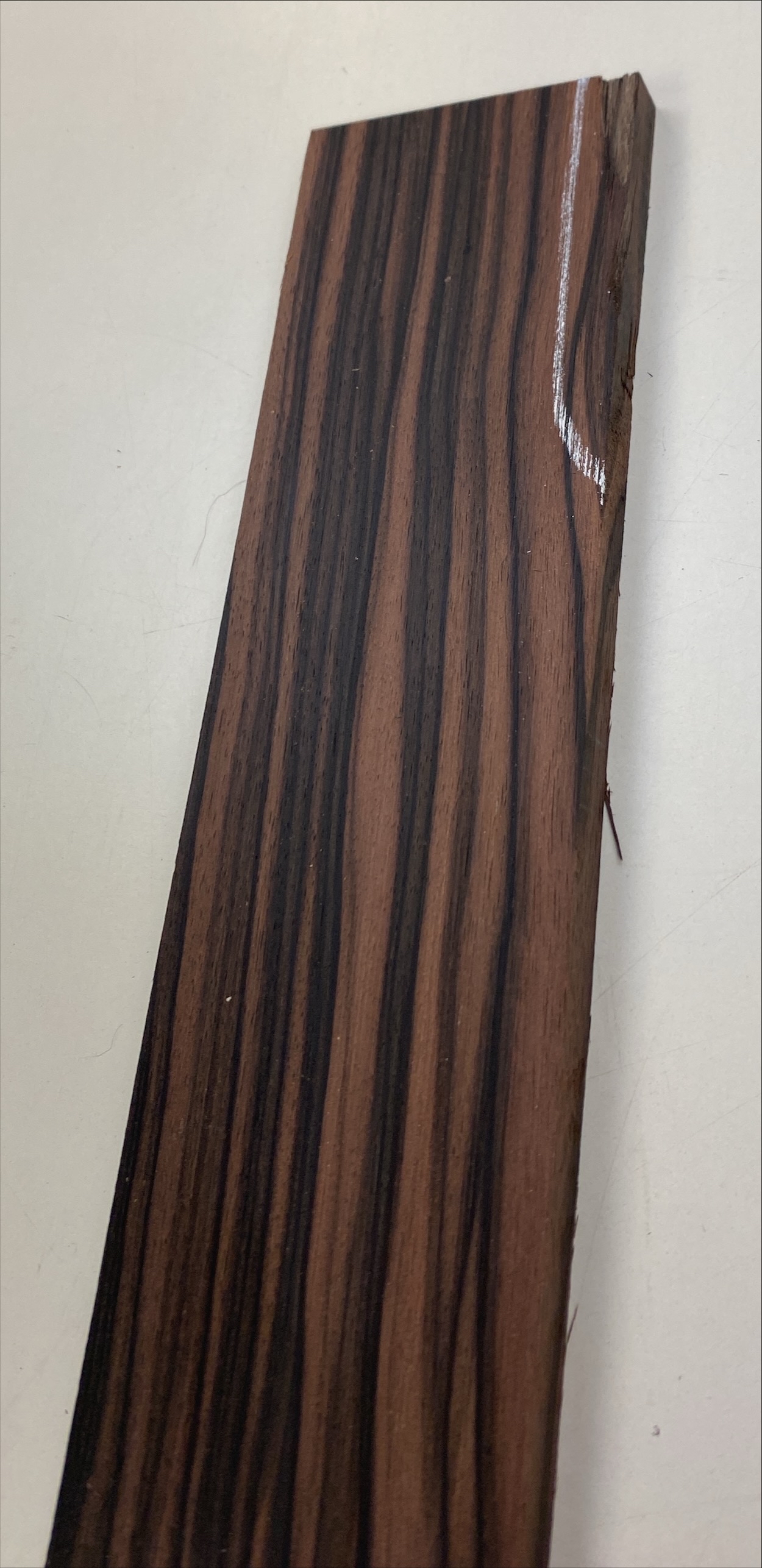 Touche Guitare En ébène Makassar 22 Frettes - 647,7 Mm, Sans Incrustations, Neuf