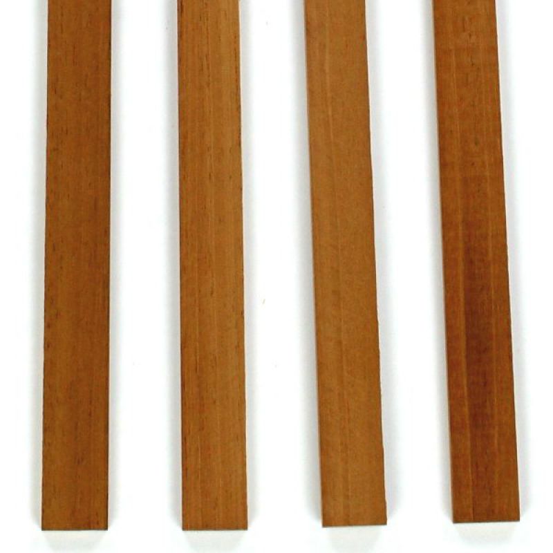 Linings Cedro /Spanish Cedar, 1 set = 4 pieces 820x4x20mm